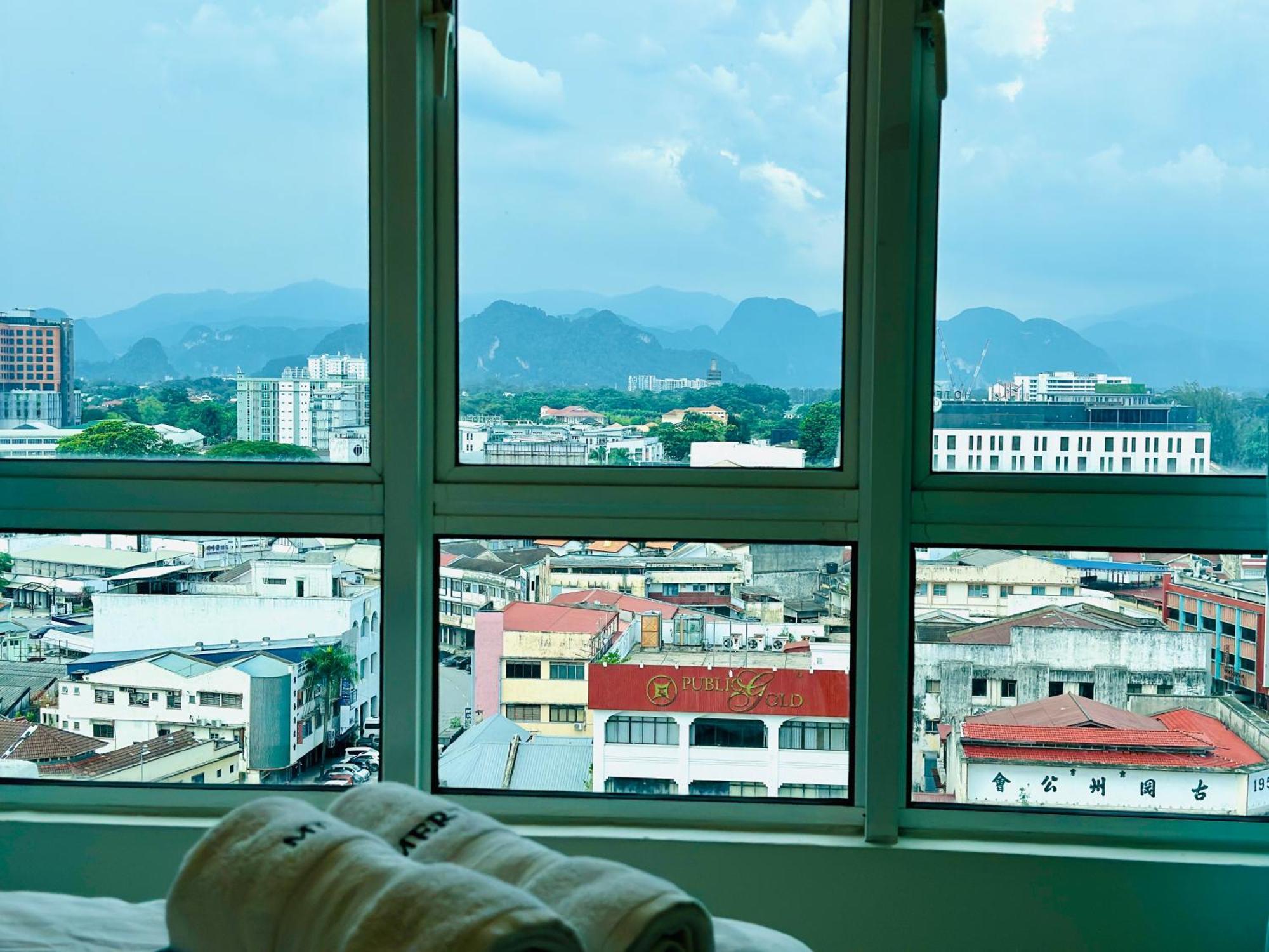 The Majestic Town - Mountain View Apartment